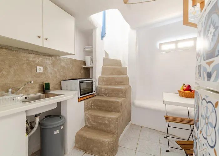 Elenitas Town House With Veranda And Sea View 公寓 *